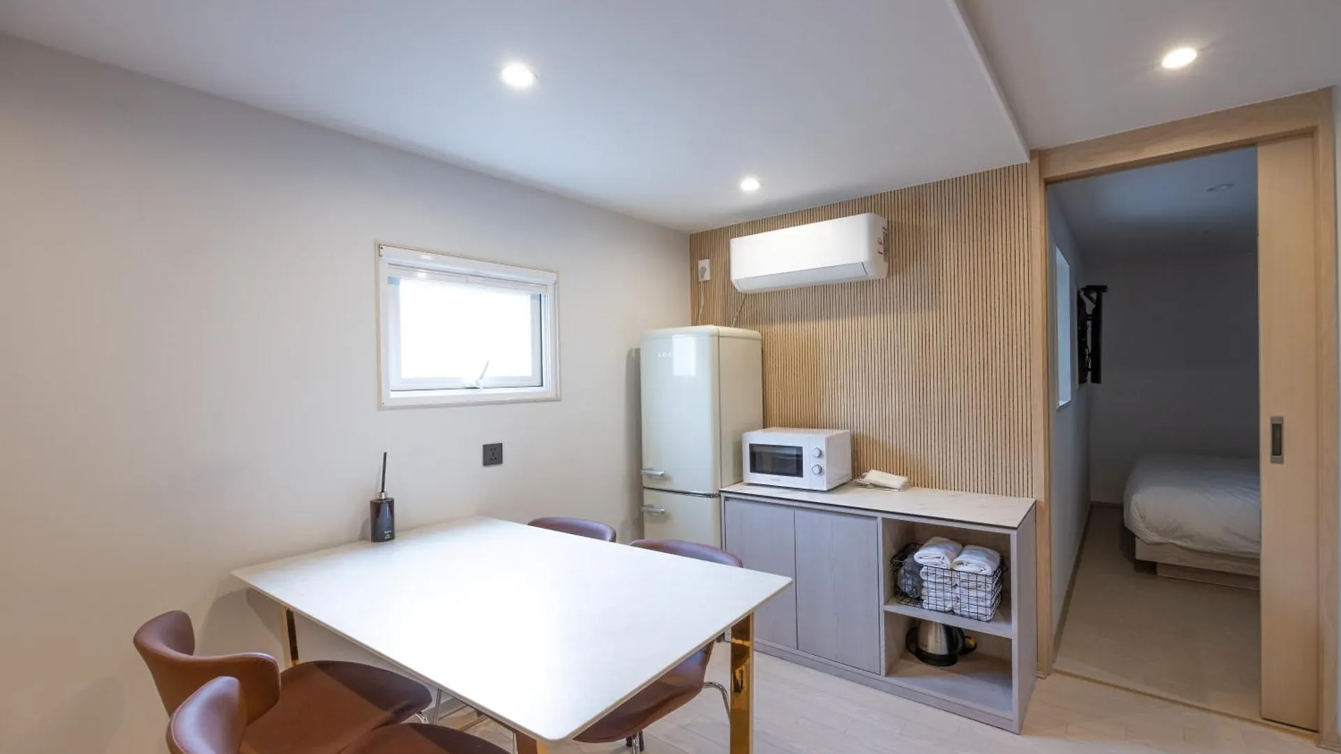 Hotel Bellus 釜山広域市 2*,