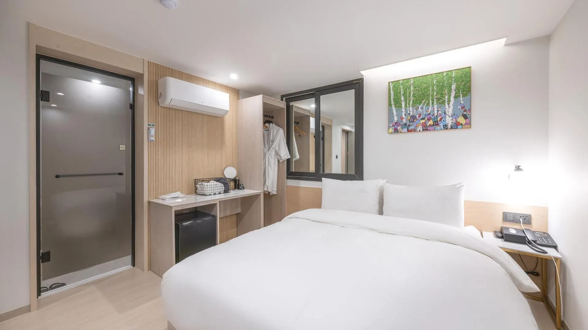 Hotel Bellus Busan 2*,  South Korea