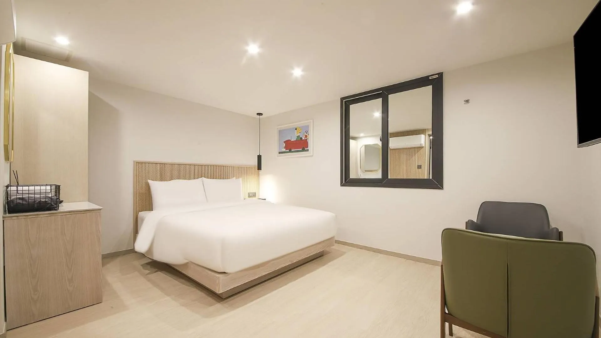 **  Hotel Bellus Busan South Korea
