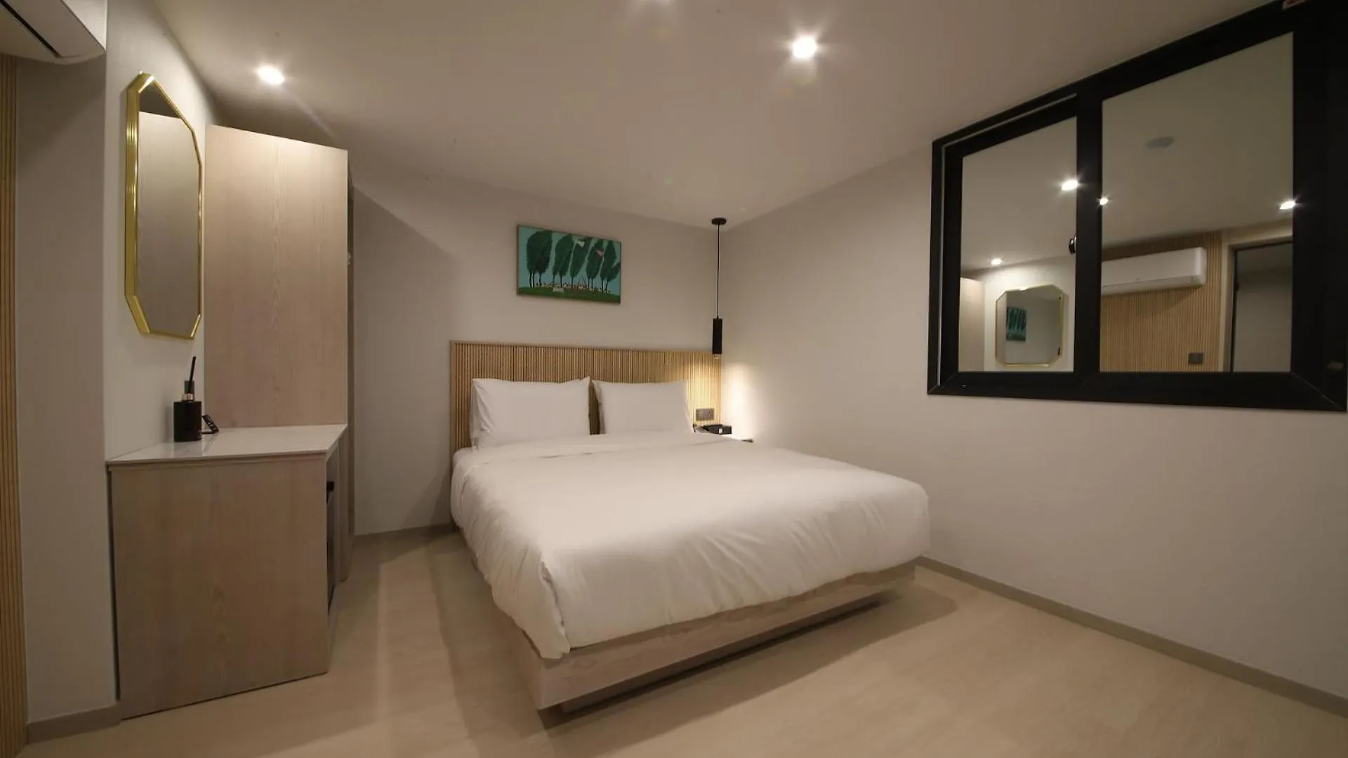 Hotel Bellus Busan